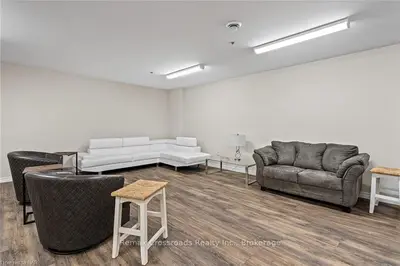 529 South Pelham Road 104, Welland, On L3c 3c7