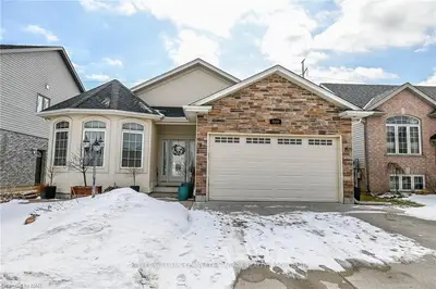 8690 MILOMIR Street, Niagara Falls, ON L2H 0A7