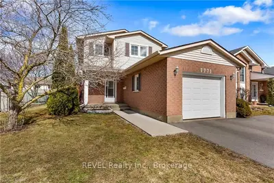7771 WINDFIELD Street, Niagara Falls, ON L2H 2X5