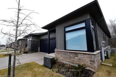 8974 WILLOUGHBY Drive 45, Niagara Falls, ON L2G 0Y8
