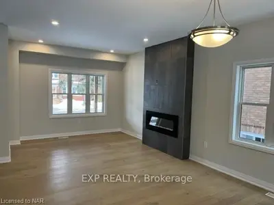 6218 ORCHARD Avenue, Niagara Falls, ON L2G 4G8