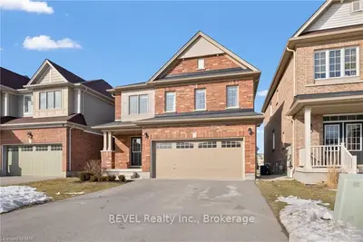 8389 SWEET CHESTNUT Drive, Niagara Falls, ON L2H 0N2