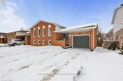 6497 CHARNWOOD Avenue, Niagara Falls, ON L2H 1Y8