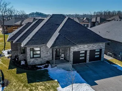 5 LIMESTONE Court, Port Colborne, ON L3K 0A7