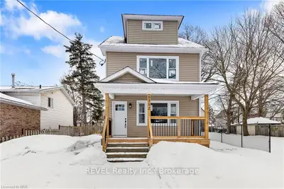 6352 HIGH Street upper, Niagara Falls, ON L2G 1N1