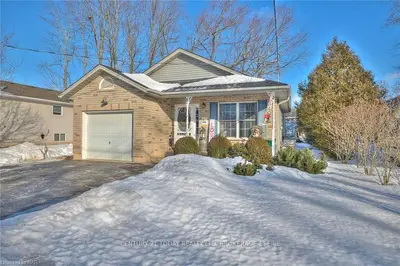 3270 Poplar Avenue, Fort Erie, ON L0S 1N0