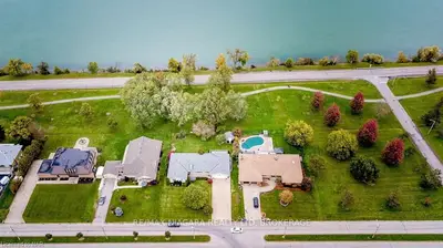 8128 SARAH Street, Niagara Falls, ON L2G 6T5