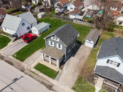 6423 & 6437 BARKER Street, Niagara Falls, ON L2G 1Y6