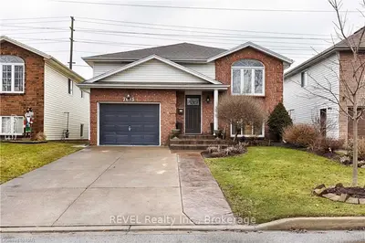 7693 CHARNWOOD Avenue, Niagara Falls, ON L2H 3E3