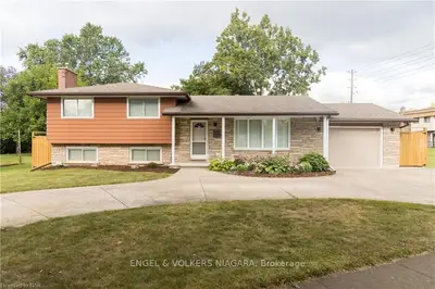 4285 Briarwood Avenue, Niagara Falls, ON L2E 5W2