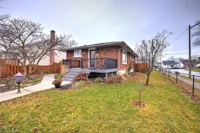 30 Churchill Avenue, Welland, On L3b 4y5