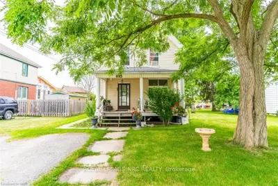 693 King Street, Port Colborne, ON L3K 4J1