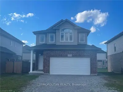 7779 Hanniwell Street, Niagara Falls, ON L2G 0H5