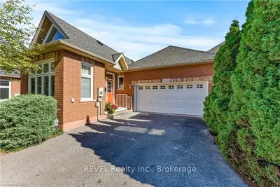 2314 STONEHAVEN Avenue, Niagara Falls, ON L2J 4K1