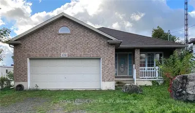 4768 Park Street, Niagara Falls, On L2e 2r1