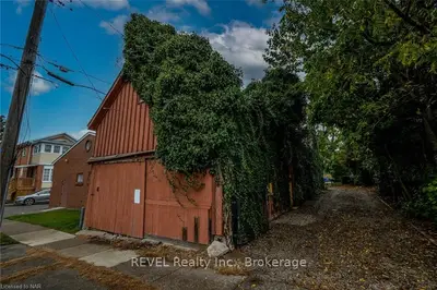 19 Victoria Street, Port Colborne, ON L3K 4E1