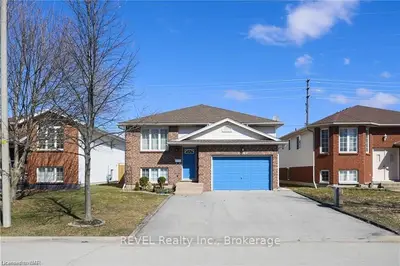 7661 Charnwood Avenue Upper, Niagara Falls, On L2h 3e3