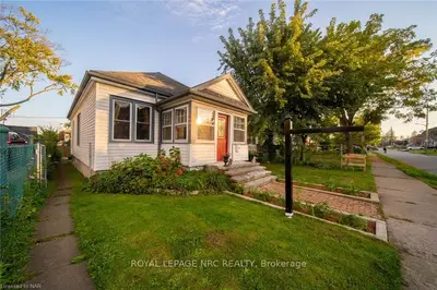 5204 ONTARIO Avenue, Niagara Falls, ON L2E 3S3