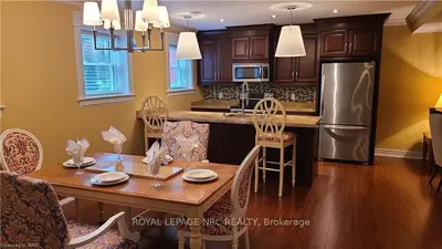 74 Maple Leaf Avenue Lower, Fort Erie, On L0s 1n0