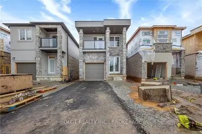 197 Louise Street, Welland, On L3b 0h8