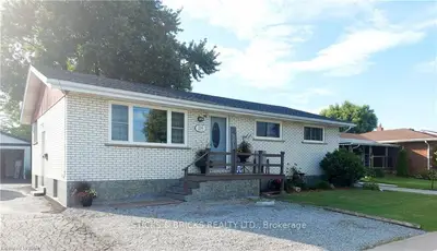 114 Afton Avenue, Welland, On L3b 1w1