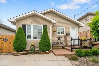 25 ST HELENA Street, St. Catharines, ON L2N 3Z9