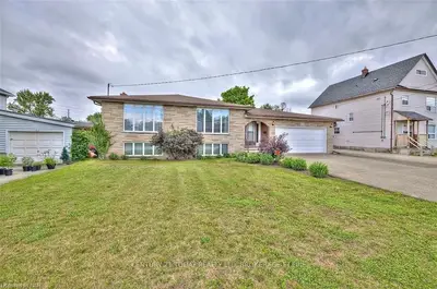 121 CATHERINE Street, Fort Erie, ON L2A 2H7