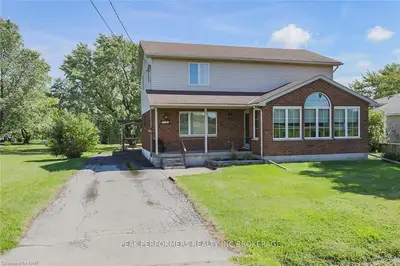 3446 Black Creek Road, Fort Erie, ON L0S 1S0