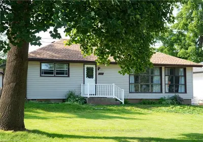 3666 CRYSTAL BEACH Drive, Fort Erie, ON L0S 1B0