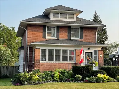 17 Wintemute Street, Fort Erie, On L2a 2n7