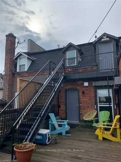 157 St. Paul Street 3, St. Catharines, On L2r 3m5