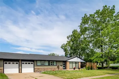 174 PRICE Avenue, Welland, ON L3C 3Y6