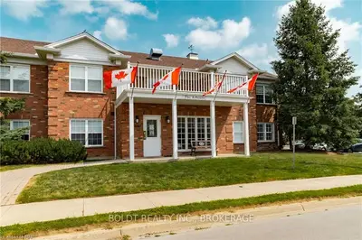 4090 John Charles Boulevard 208, Lincoln, On L0r 2c0