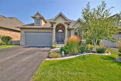 74 TURNBERRY Trail, Welland, ON L3B 6G5