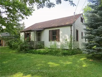 825 South Pelham Road, Welland, On L3c 3c9