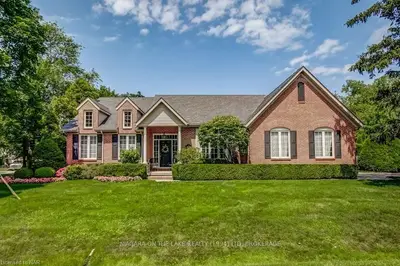 235 DORCHESTER Street, Niagara-on-the-Lake, ON L0S 1J0