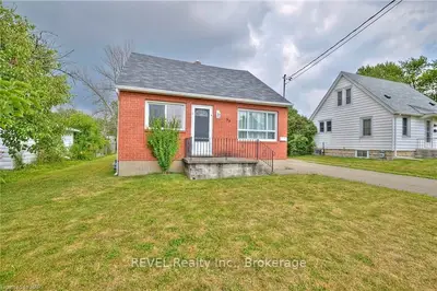 59 Ellen Street, Fort Erie, On L2a 4c9