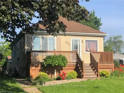 694 STEELE Street, Port Colborne, ON L3K 4Y9