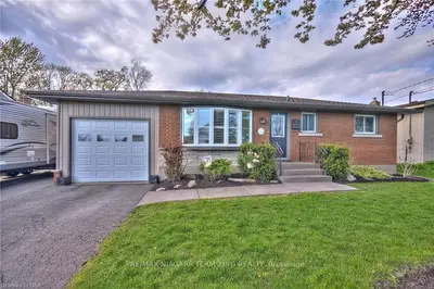 27 Findlay Crescent, Fort Erie, ON L2A 1W1
