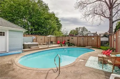 5705 Highland Avenue, Niagara Falls, On L2g 4x2