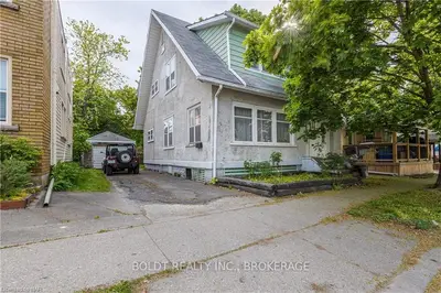 19 WELLINGTON Street, St. Catharines, ON L2R 5P7