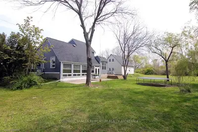 300 MATHEWS Road, Fort Erie, ON L0S 1R0