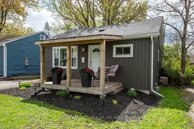 6088 CADHAM Street, Niagara Falls, ON L2G 3A1