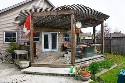 965 CRESCENT Road, Fort Erie, ON L2A 4R6