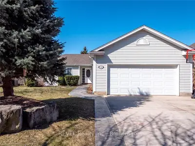 18 GRANGE Crescent, Niagara-on-the-Lake, ON L0S 1J0