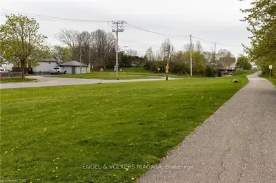 89 Sixth Street, Welland, On L3b 5a7