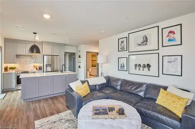 16 WOOD Street 506, St. Catharines, ON L2N 2A9