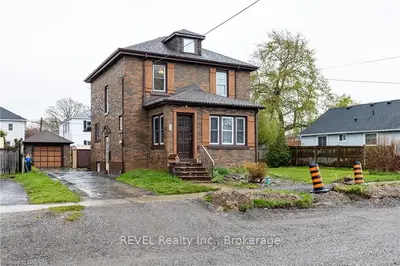 26 SCHOLFIELD Avenue S, Welland, ON L3B 1N5