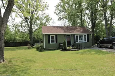 3235 YOUNG Avenue, Fort Erie, ON L0S 1N0