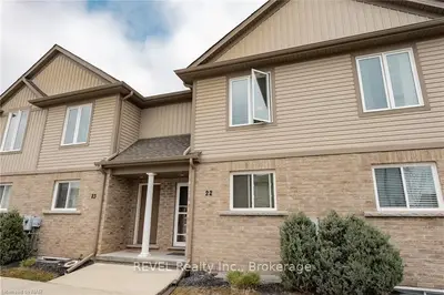 6118 KELSEY Crescent 22, Niagara Falls, ON L2H 0M6